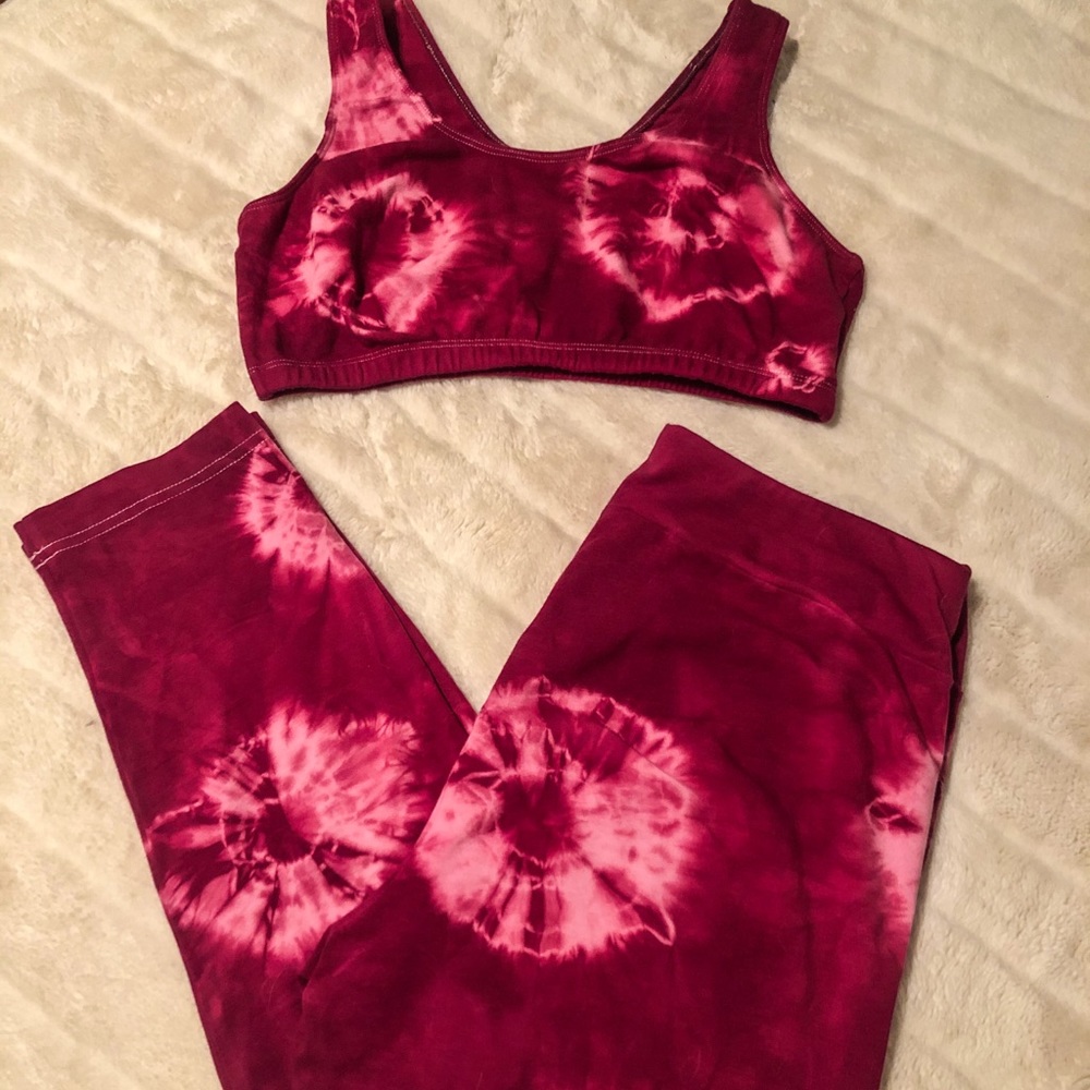 Sports Bra & Leggings Set